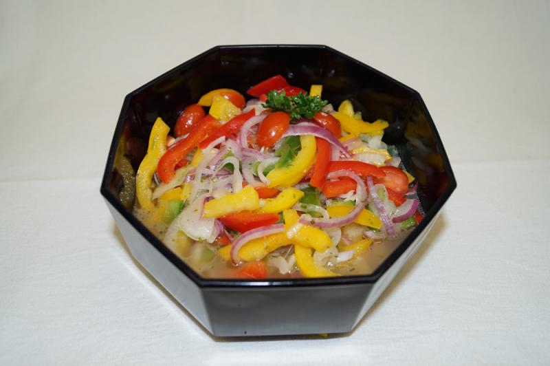 Spanischer Zwiebelsalat - Salate » Gemüsesalat mit Essig und Öl ...