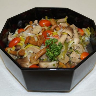  - Pilz-Porree-Salat Salate » Gemüsesalate mit Crème fraîche Dressing